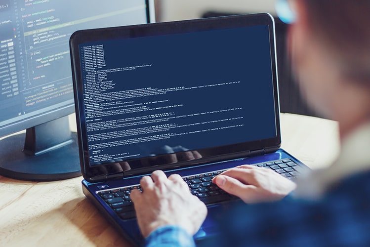 Automatische Risikobewertung für Erstversicherer mittels einer hochkomplexen Underwriter-Lösung als Single Page Application auf Angular-Basis